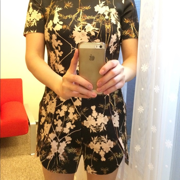 ASOS floral printed scuba playsuit - Picture 2 of 6